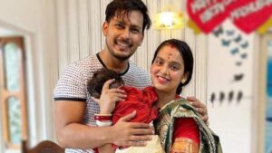 একসময় কেশবের মুখ দেখাতে চাননি অথচ আজ সেই মধুবনীর ছেলেই হয়ে উঠল বড় ইউটিউবার! 3 Madhubani Goswami