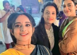 মিঠাইতে অভিনয় করবেন নুসরাত জাহান? শুটিং সেটে সৌমিতৃষার সঙ্গে দেখা গেল তারকা সাংসদকে! ভাইরাল হল ছবি 2 Mithai