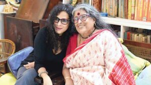 Nabanita Deb Sen: হাজার ব্যস্ত তবু নিজের হাতে খাইয়ে দিতেন টুমপুশকে!মায়ের জন্মদিনে স্মৃতিচারণা মেয়ে নন্দনার 2 birthday