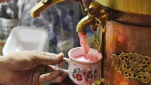 Pink Tea: কেমন ভাবে তৈরি করবেন কাশ্মীরের বিখ্যাত গোলাপি চা? জেনে নিন এর সহজ রেসিপি 8 Kashmir