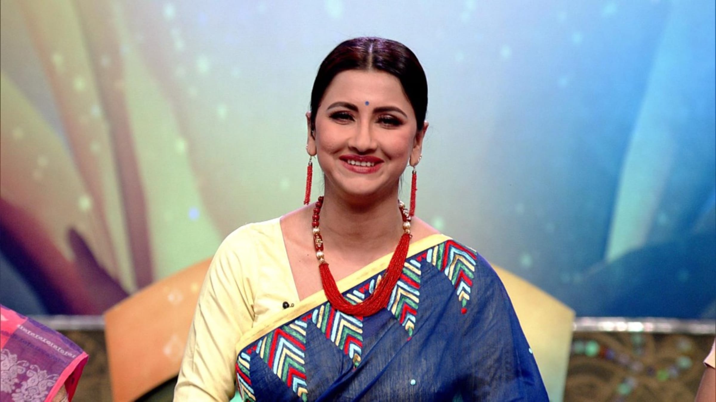 দিদি নাম্বার ওয়ান নয়, দাদাগিরিই সেরা! রচনাকে হারিয়ে মমতার হাত থেকে সেরা সঞ্চালকের পুরস্কার ছিনিয়ে নিলেন সৌরভ গাঙ্গুলী! 3 dadagiri