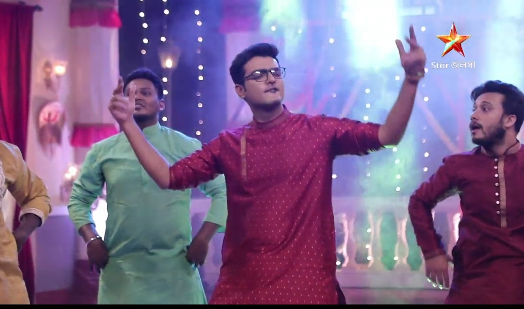 স্টার জলসায় জামাইষষ্ঠী জমজমাট! অভ্র আর লালন মিলে পেটপুরে খাবে জামাইষষ্ঠীর খাওয়া শাশুড়ির হাতে, দেখুন বিশেষ ছবি 6 Jamai soshthi