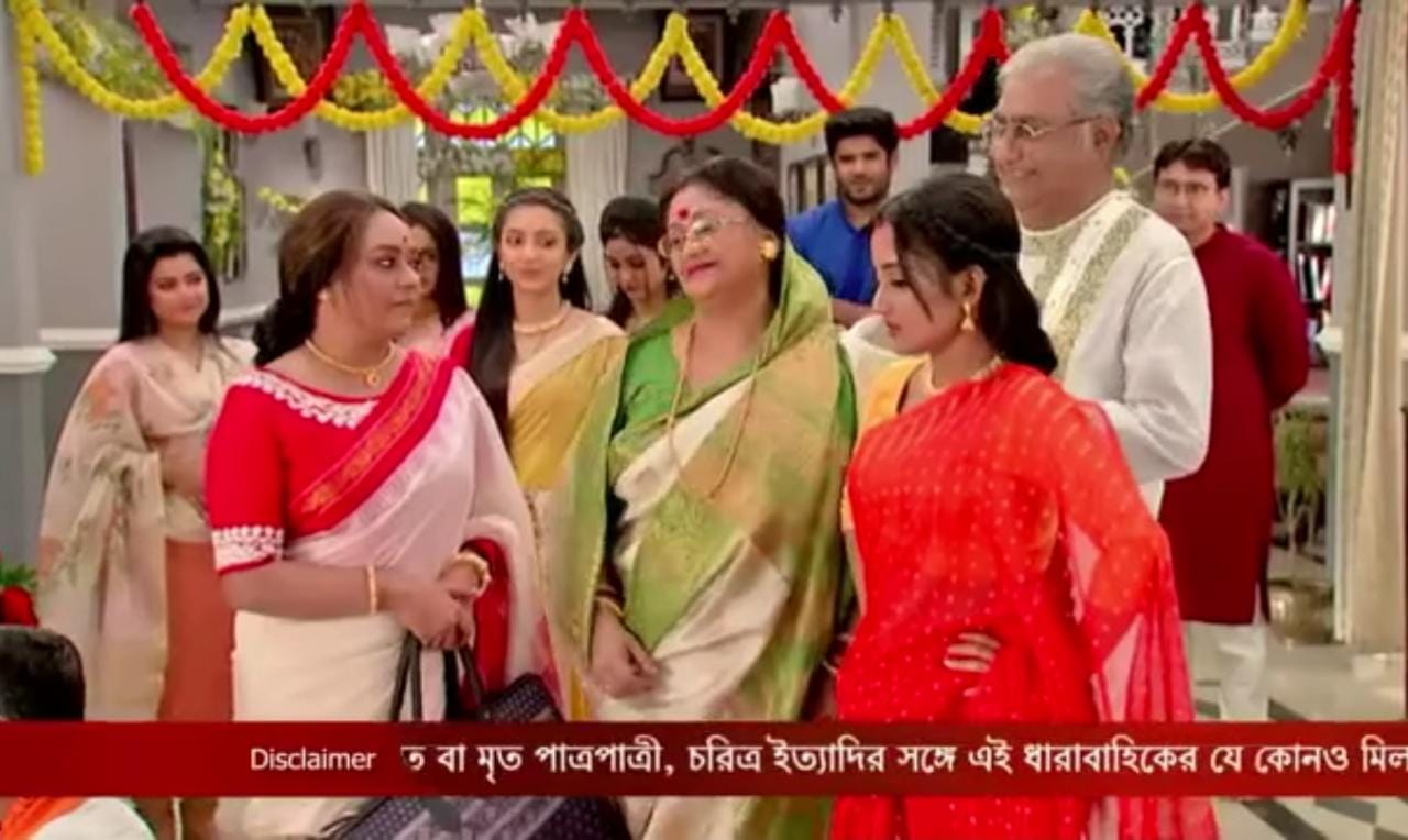 উচ্ছেবাবুকে বাজারের থলি হাতে বাজার করতে পাঠিয়ে দিল মিঠাই!'বৌয়ের প্রেমে পড়ে পুরো পাল্টে গেছে সিদ্ধানন্দ', হাসছেন মিঠাই ভক্তরা 3 Mithai