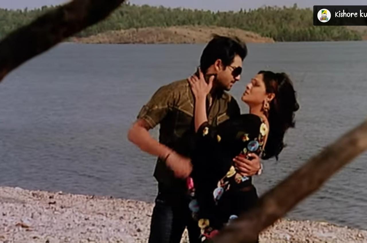 Soham-Arpita: বাংলার মহানায়কের সঙ্গে শ্রেষ্ঠ নায়িকার বাংলা সিনেমা আপনি দেখেছেন? না দেখে থাকলে এখনই দেখুন সোহম আর অর্পিতা মুখার্জির সিনেমার বিশেষ কিছু দৃশ্য, 'দুইজনেই নাটক করে, ঠিকই আছে', হেসে কুটিপাটি দর্শকরা 5 amusing rii