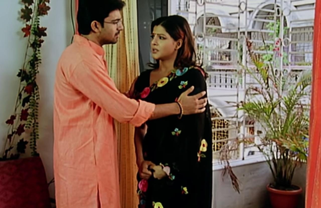 Soham-Arpita: বাংলার মহানায়কের সঙ্গে শ্রেষ্ঠ নায়িকার বাংলা সিনেমা আপনি দেখেছেন? না দেখে থাকলে এখনই দেখুন সোহম আর অর্পিতা মুখার্জির সিনেমার বিশেষ কিছু দৃশ্য, 'দুইজনেই নাটক করে, ঠিকই আছে', হেসে কুটিপাটি দর্শকরা 3 amusing rii