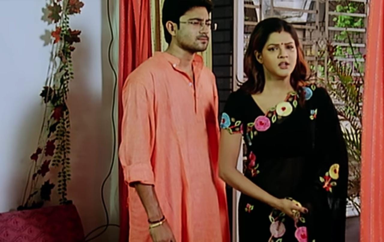 Soham-Arpita: বাংলার মহানায়কের সঙ্গে শ্রেষ্ঠ নায়িকার বাংলা সিনেমা আপনি দেখেছেন? না দেখে থাকলে এখনই দেখুন সোহম আর অর্পিতা মুখার্জির সিনেমার বিশেষ কিছু দৃশ্য, 'দুইজনেই নাটক করে, ঠিকই আছে', হেসে কুটিপাটি দর্শকরা 2 amusing rii