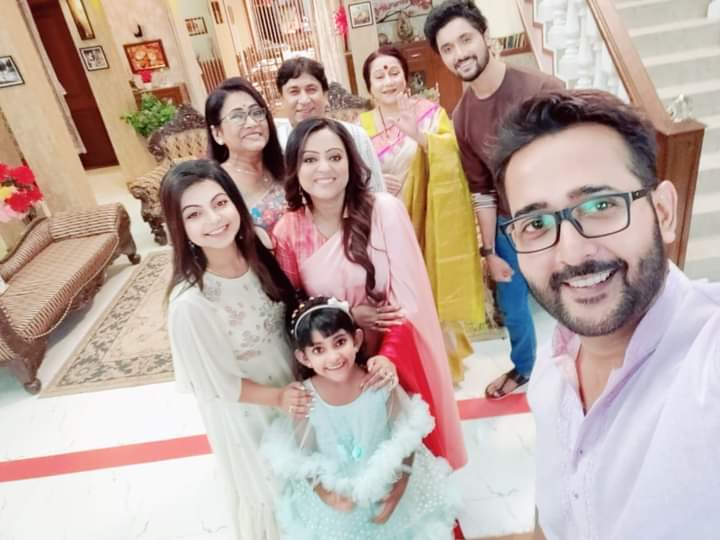 Tapasi Roy Chowdhury: যাত্রাপালা করে বহু সুনাম কুড়িয়েছিলেন, সিনেমা-সিরিয়ালের কুচুটে খলনায়িকা তাপসী রায় চৌধুরী এখন কী করছেন? নতুন রূপ দেখে দেখে চমকে উঠল দর্শকরা 2 Bengali serial