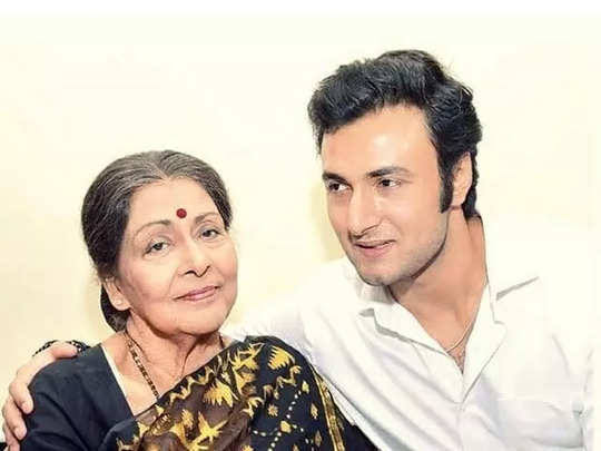 Uttam Kumar Daughter: সারা জীবন উত্তম কুমারকে বাবা হিসেবে মানলেও মেলেনি মেয়ের স্বীকৃতি! রইল সুপ্রিয়া দেবীর মেয়ে সোমা চ্যাটার্জির জীবনের এই অজানা কাহিনী 6 Sean Banerjee