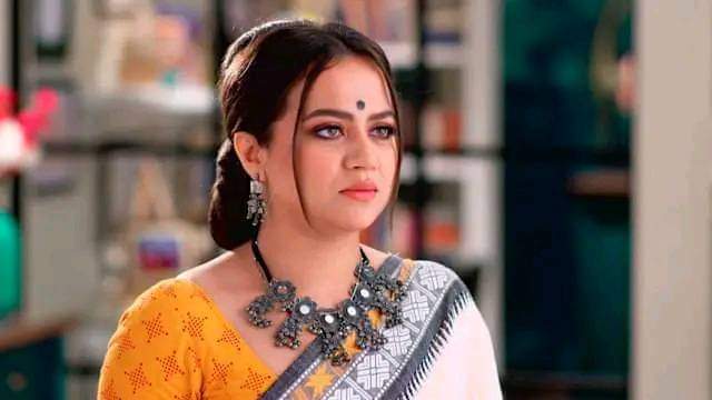 Mishka Sen: "এতো চ'ড় খায় তবুও গাল এতো সুন্দর কি করে?" মিশকা আর আর্যা খলনায়িকা হলেও নায়িকা হিসেবে দীপার চেয়ে তাদের সৌন্দর্য বেশি মুগ্ধ করে ফেলেছে নেটিজেনদের 2 Actress