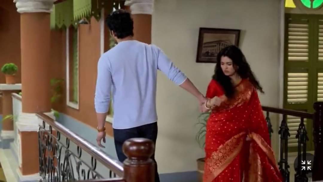 Guddi: অনুজ-গুড্ডি হাত ধরতেই বিরক্তের সঙ্গে যোগ্য জবাব দিল গুড্ডি! যুধাজিতের সঙ্গে থেকে অনুজকে এবার শিক্ষা দেবে গুড্ডি, এমনটাই বলছে দর্শক 3 Bengali television