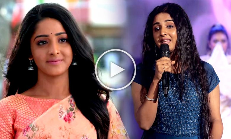 Anurager Chhowa actress Swastika Ghosh Live Singing performance video viral