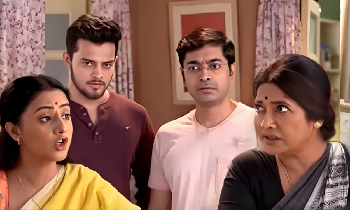 প্রতি সপ্তাহে টিআরপির ঝুলি ভরিয়ে দিচ্ছে এই বৌমারা! দেখুন বাংলা টেলিভিশনের সবথেকে লক্ষীমন্ত নায়িকাদের 6 Parag Palash Shimul Madhubala