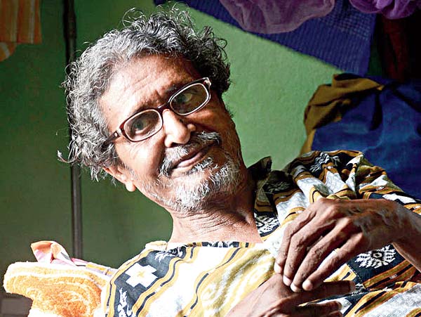 Utpalendu Chakraborty, Film Director, Hospitalized, উৎপলেন্দু চক্রবর্তী