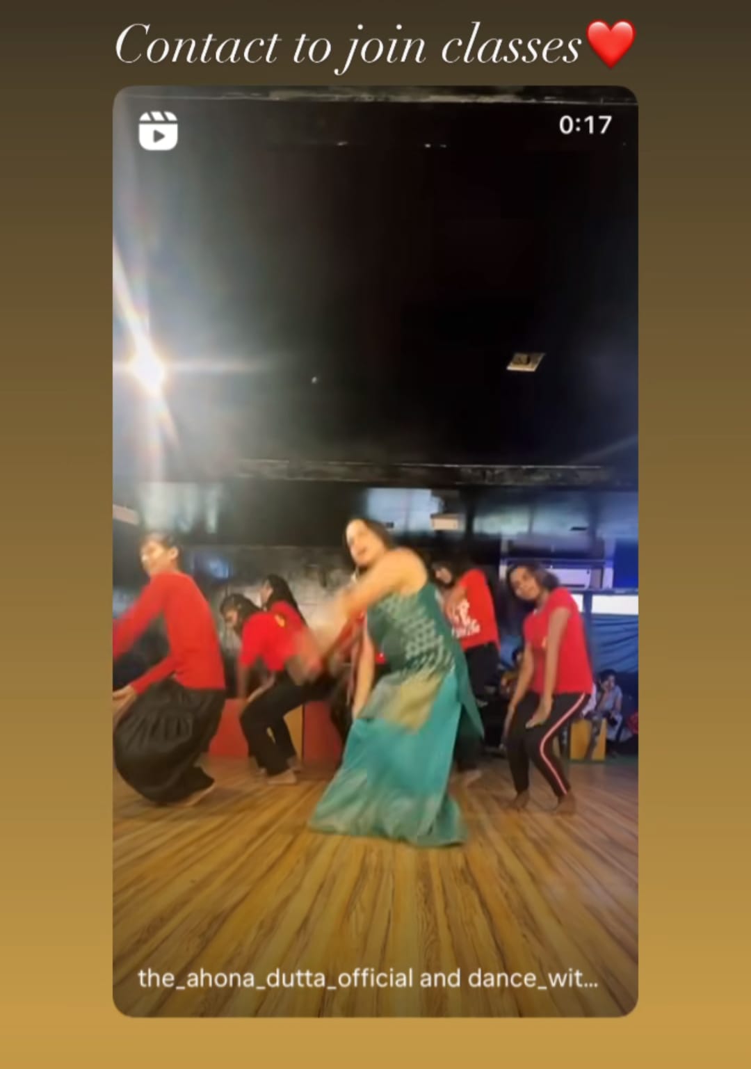 অভিনয়ে মিলছে না বিশেষ সু'যো'গ! অভিনয় ছেড়ে নাচের স্কুল শুরু করলেন মিশকা ওরফে অহনা দত্ত! ভর্তি হতে পারেন না আপনিও 2 
টলিউড, স্টার জলসা, বাংলা ধারাবাহিক, অনুরাগের ছোঁয়া, অহনা দত্ত, tollywood, Star Jalsha, Bengali Serial, Anurager Chhowa, Ahona Dutta