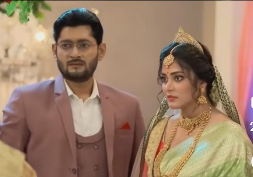 বৌভাতে সুধাকে নতুন রূপে দেখে দারুণ খুশি তেজ! তবে কি এবার সম্পর্কের সমীকরণ বদলাবে তেজ-সুধার? 2 Bengali serial